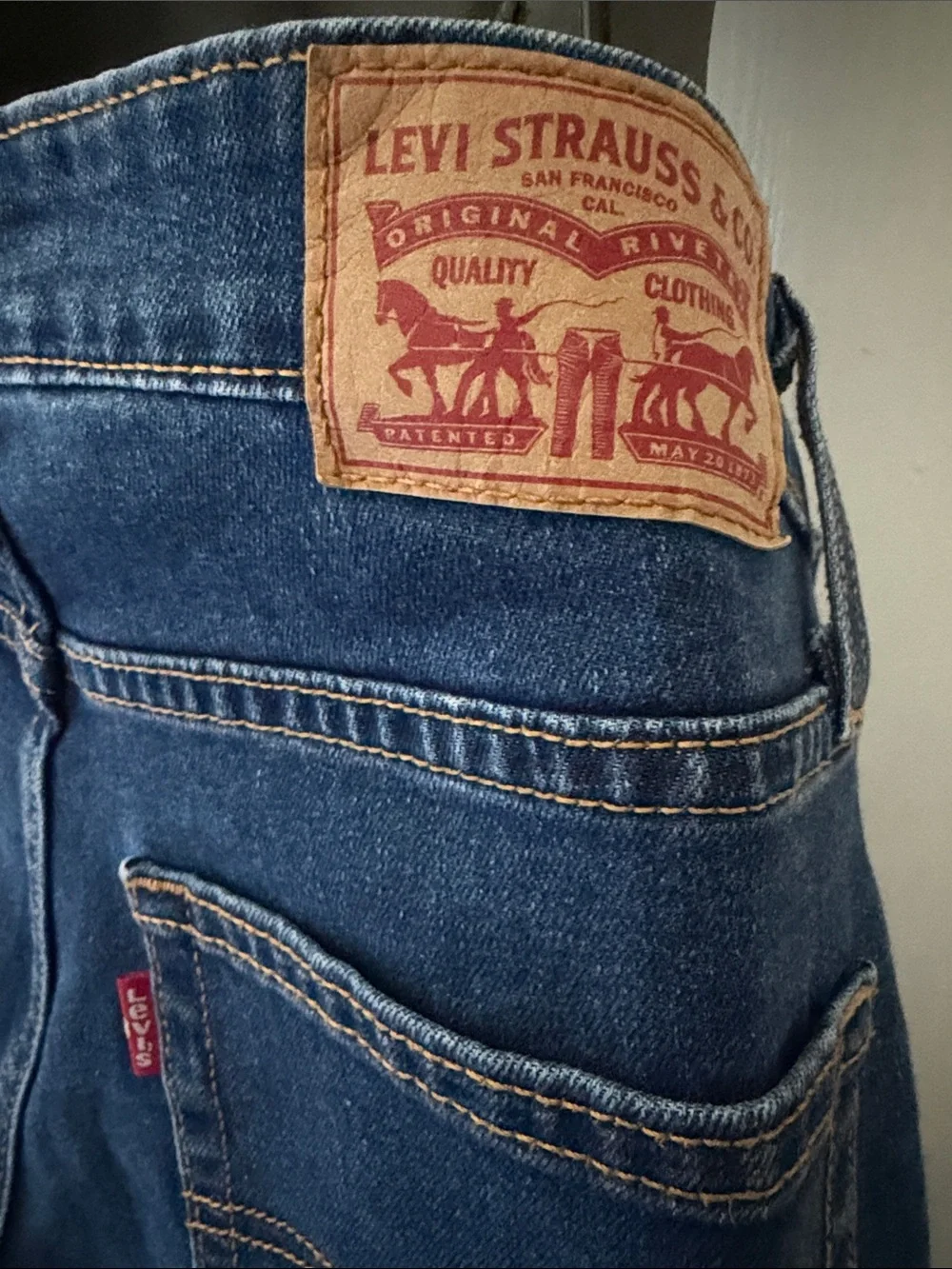 Levi’s Flare Jeans - Picture 7 of 9